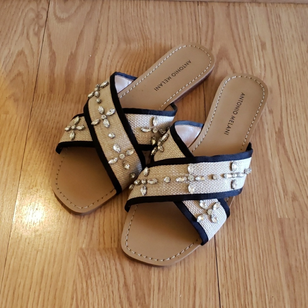 Woven flats by Antonio Melani
